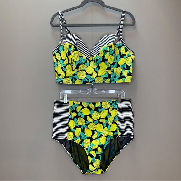 TORRID lemon print matching bikini set, 2X. - Picture 4 of 10